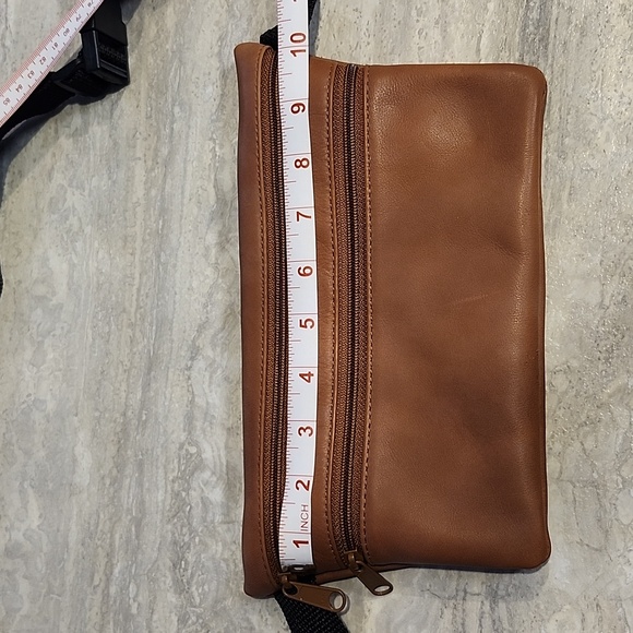 Bugatti Leather Waistbag - Picture 5 of 15